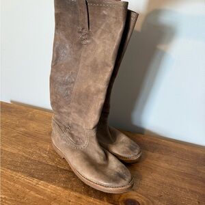 Frye women's Distressed Brown Leather Boots